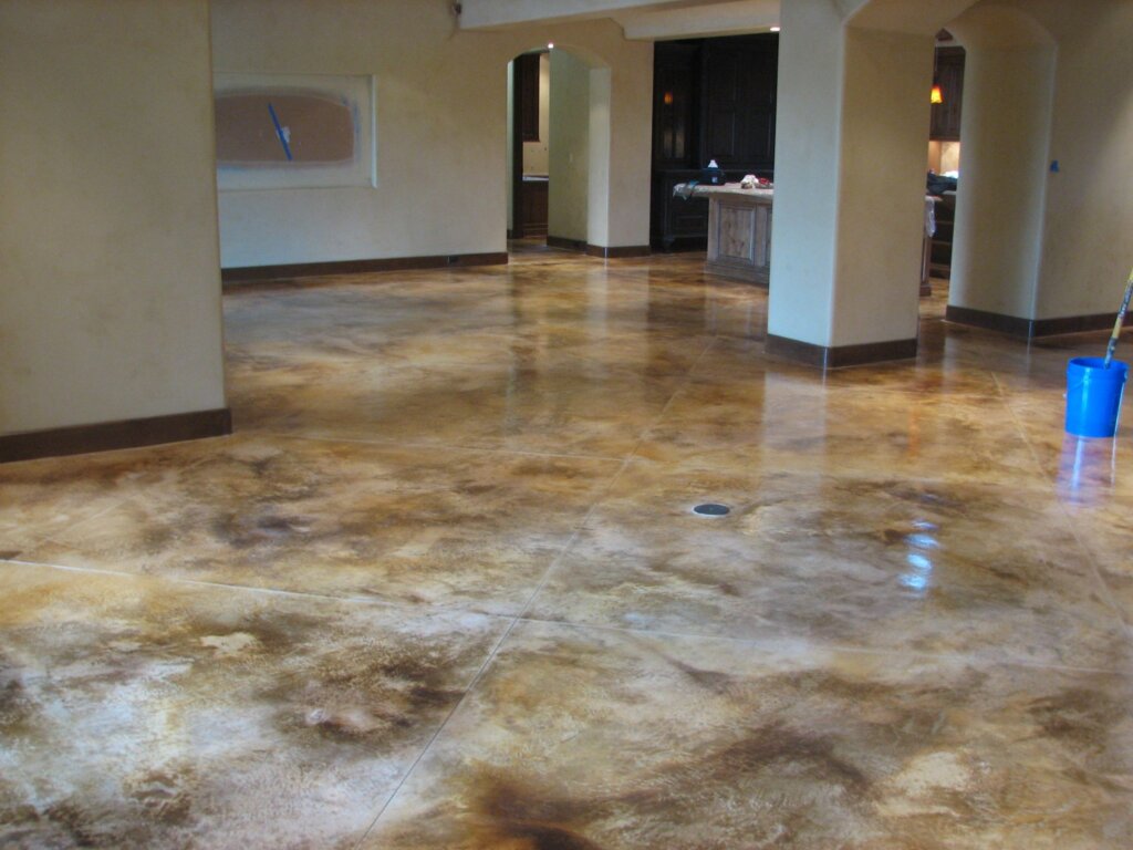 Concrete Staining Scaled 1 1024x768 